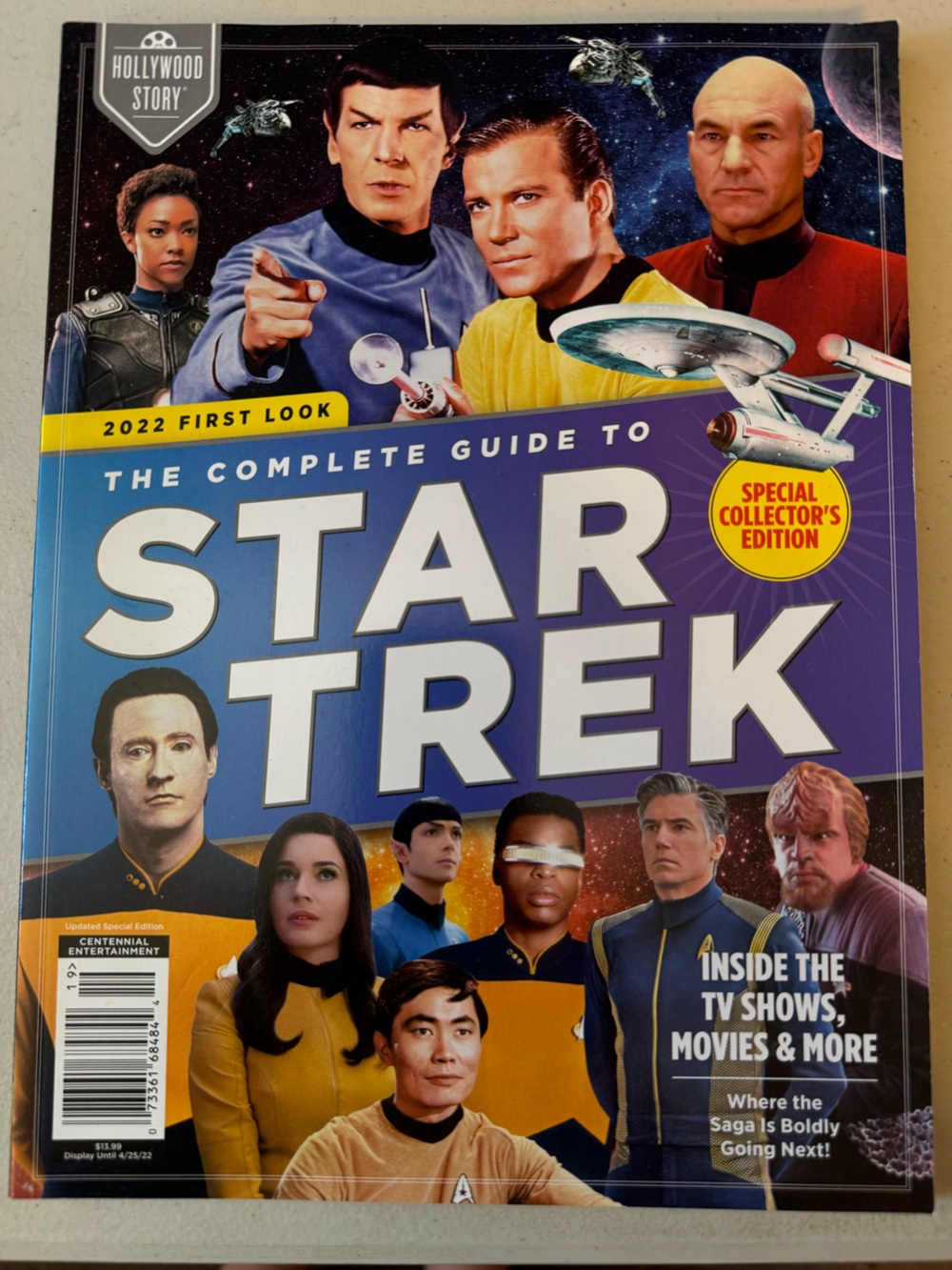 The Complete Guide to Star Trek - Collector's Edition (Purple/Yellow)